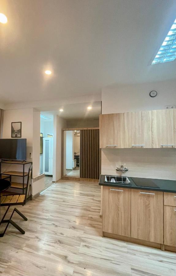 Apartment Via